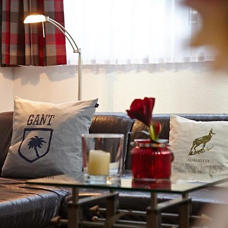Alpenflair Ferienwohnungen Gaestehaus Hilbrand Whg 313,314,215 オーベルストドルフ エクステリア 写真
