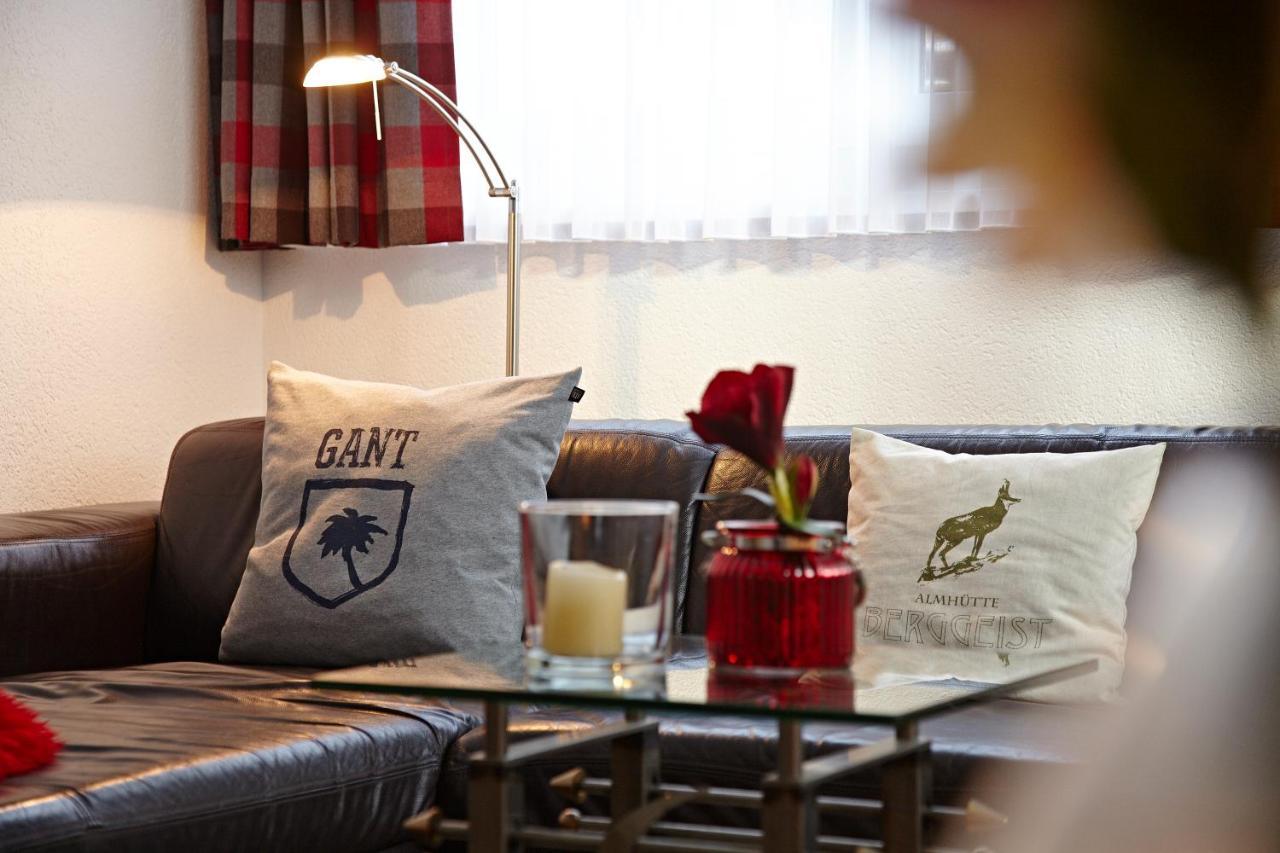 Alpenflair Ferienwohnungen Gaestehaus Hilbrand Whg 313,314,215 オーベルストドルフ エクステリア 写真